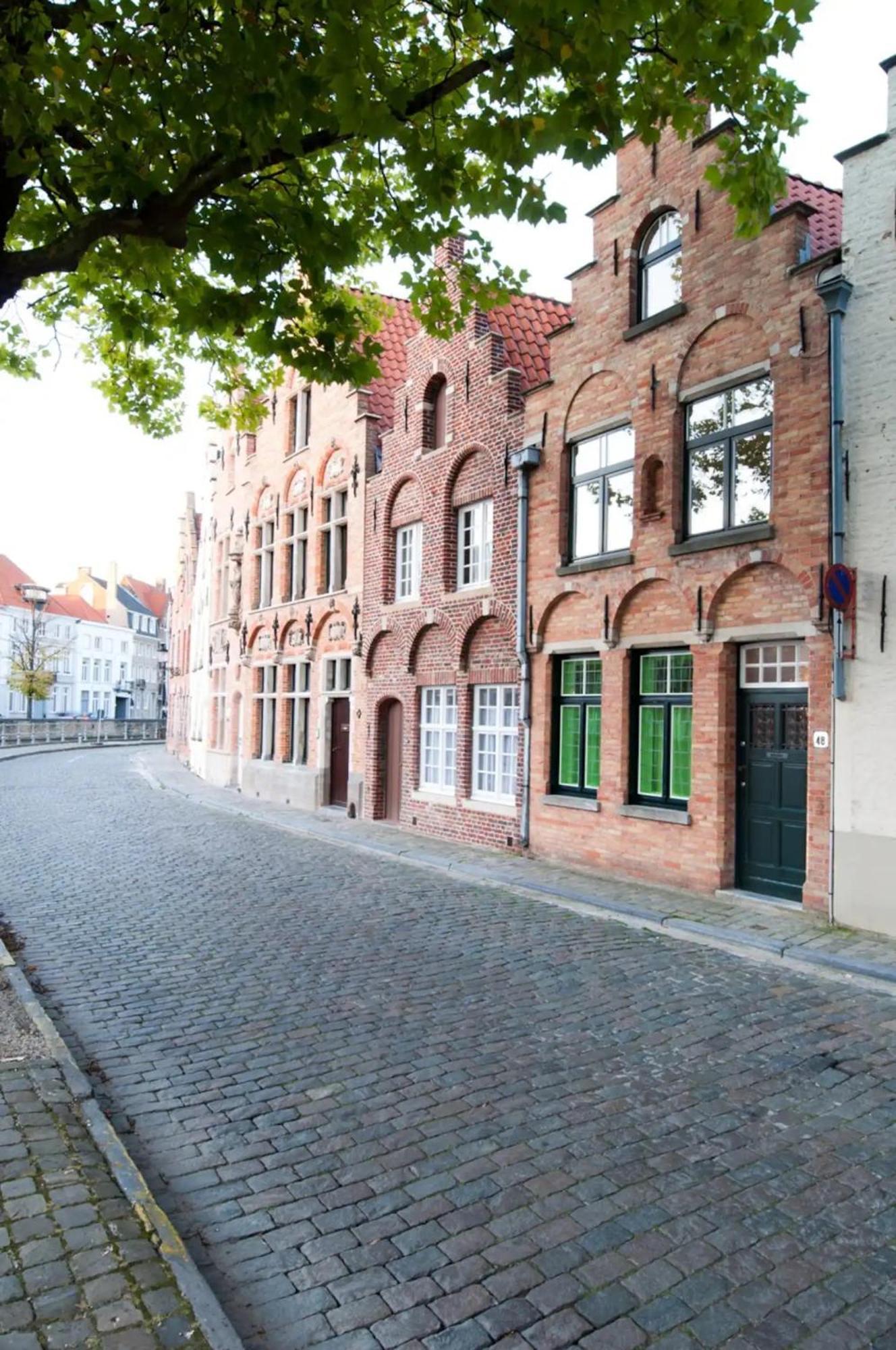 Brugse Charme Huis Met Tuin Aan Het Water 8P Bruges Esterno foto