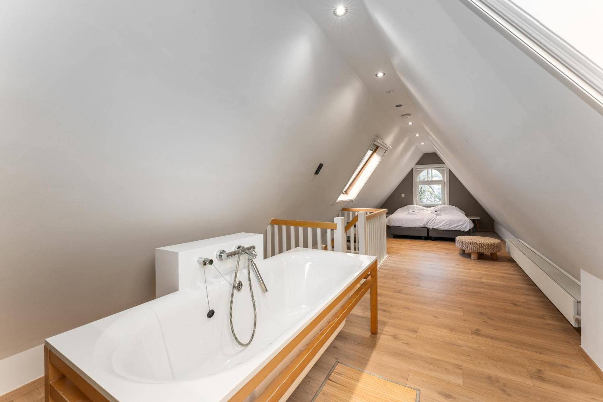 Brugse Charme Huis Met Tuin Aan Het Water 8P Bruges Esterno foto